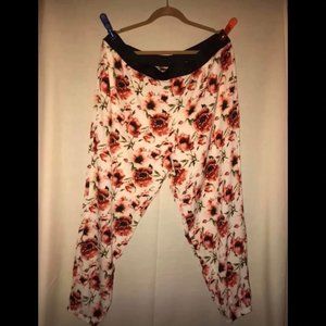 Dressy Floral Joggers - Relaxed Fit